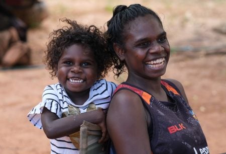 Maningrida-mother-daughter-laughing